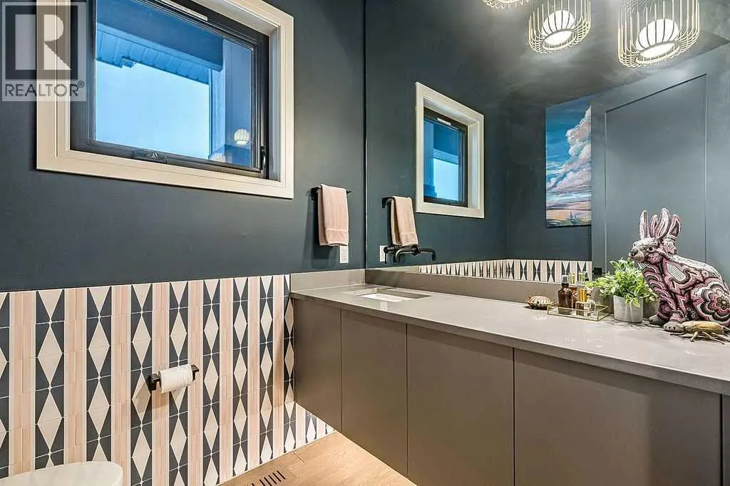 10 Westmount Point