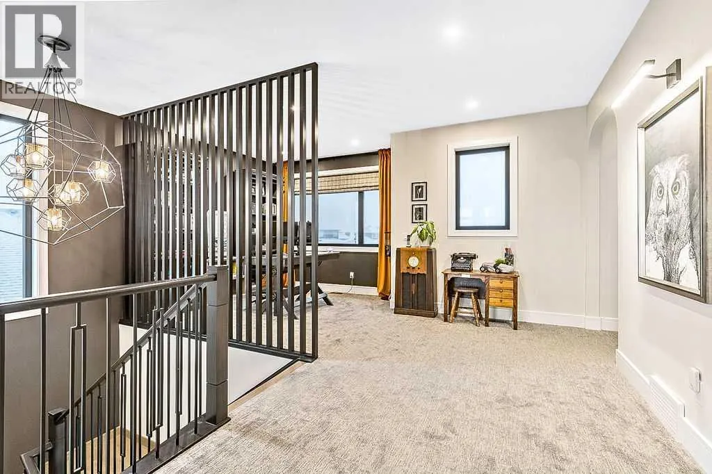 10 Westmount Point