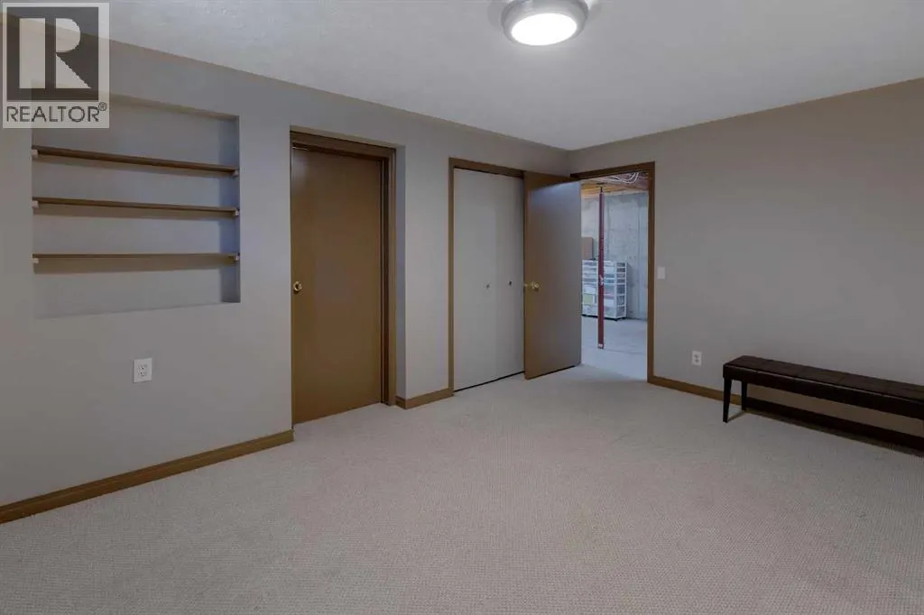 84 Everglade Drive SE