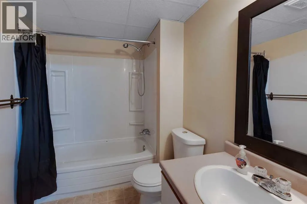 84 Everglade Drive SE