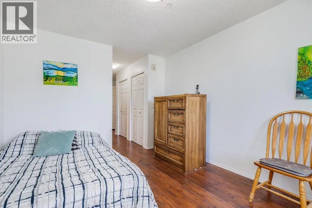 2324, 700 Willowbrook Road NW