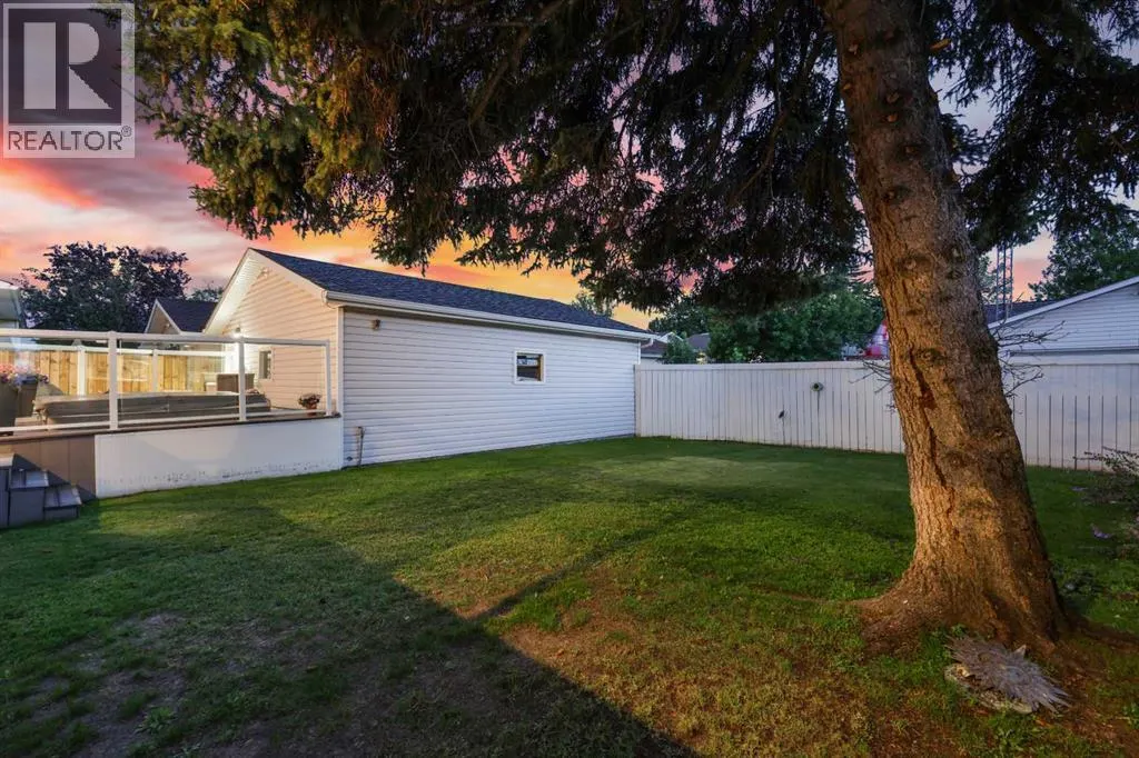 147 Whitehorn Road NE