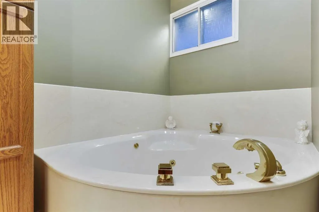 147 Whitehorn Road NE