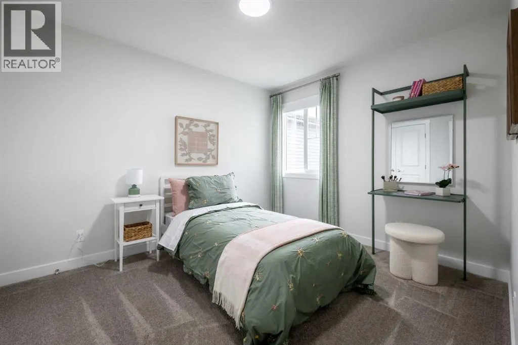 93 Sora Gardens SE