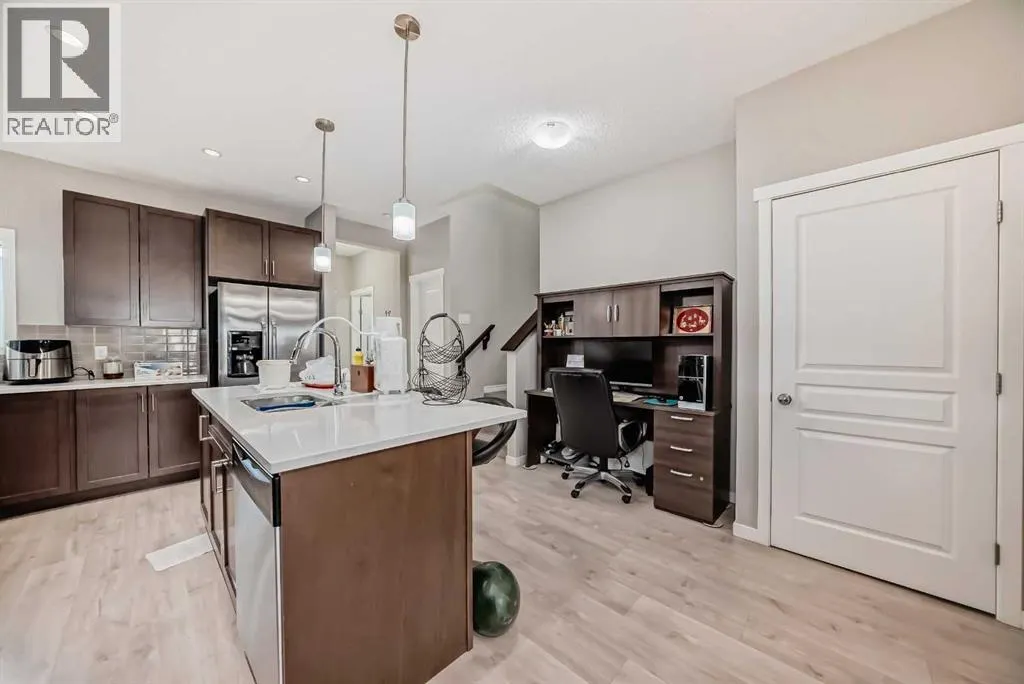 9 Copperpond Avenue SE