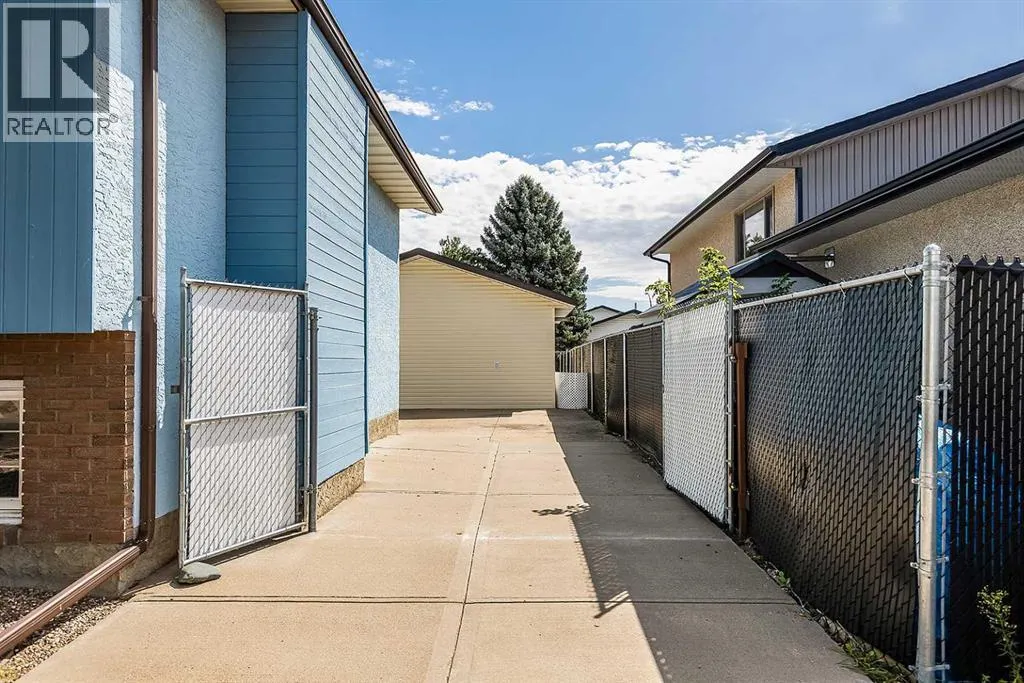 23 Robinson Road SE