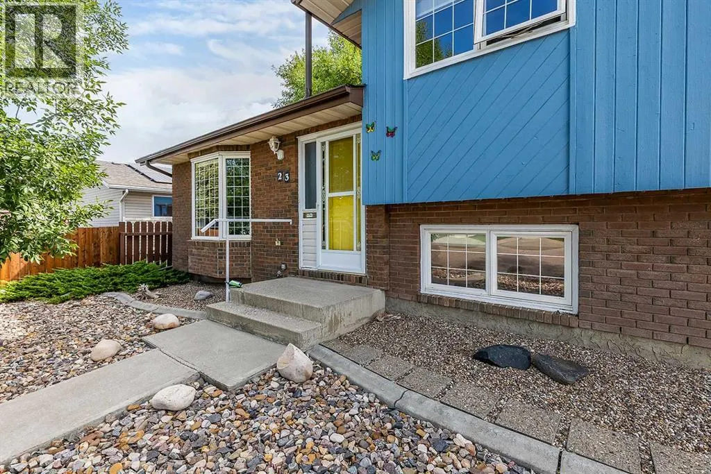 23 Robinson Road SE