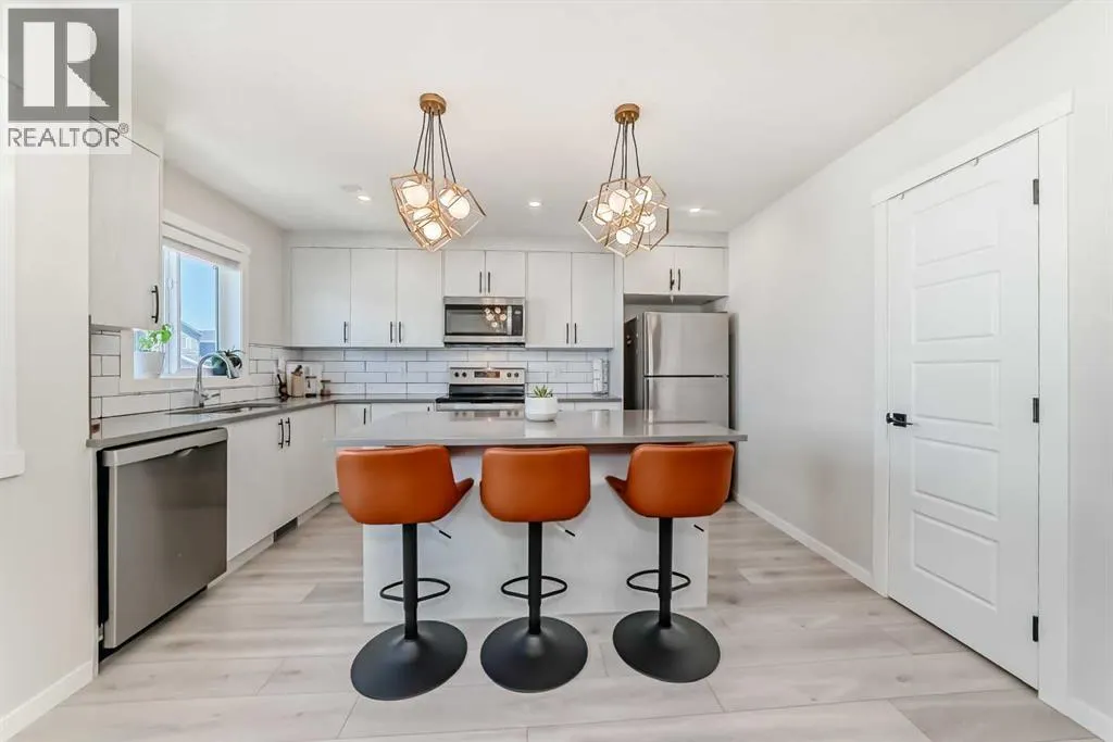 154 Chinook Gate Boulevard