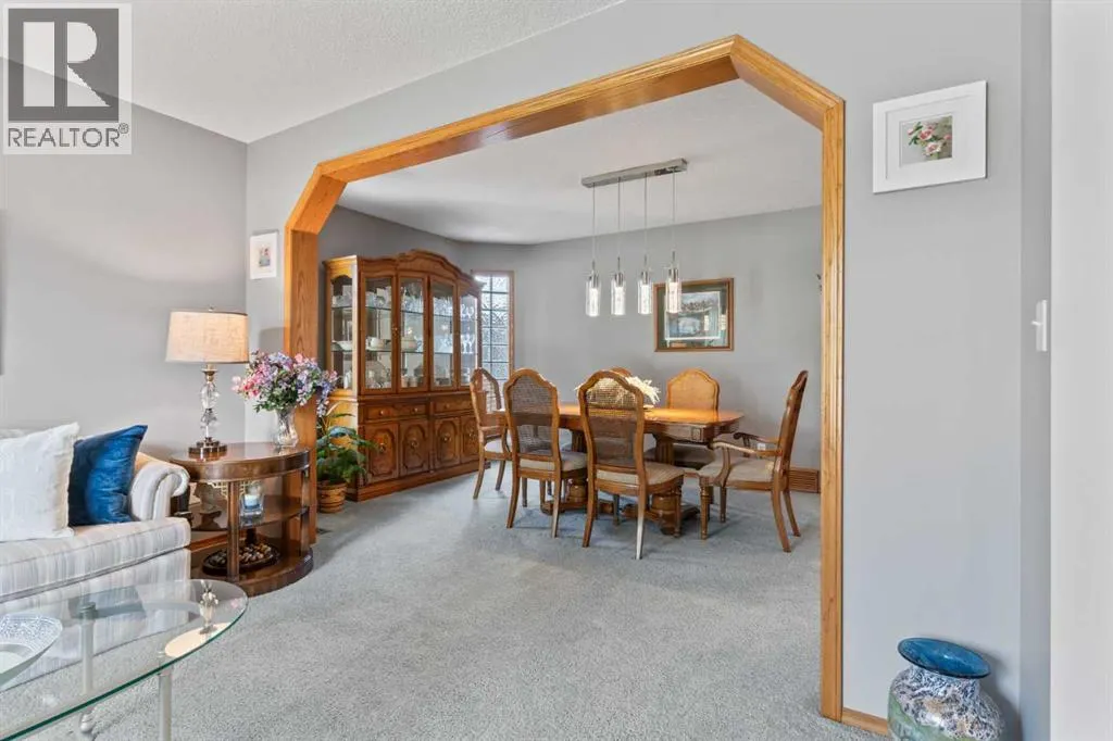 13 Sienna Hills Court SW