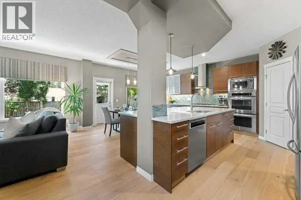 23 Cranleigh Mews SE