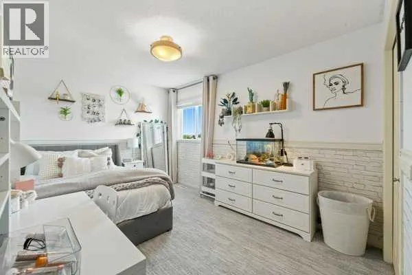 23 Cranleigh Mews SE