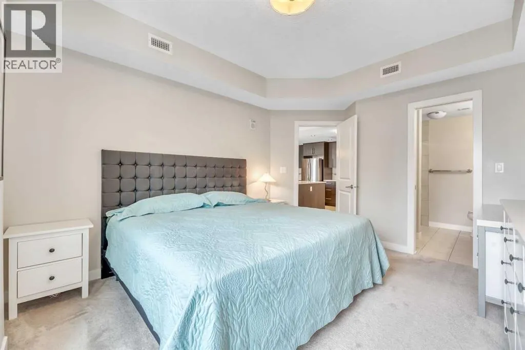 410, 24 Varsity Estates Circle NW