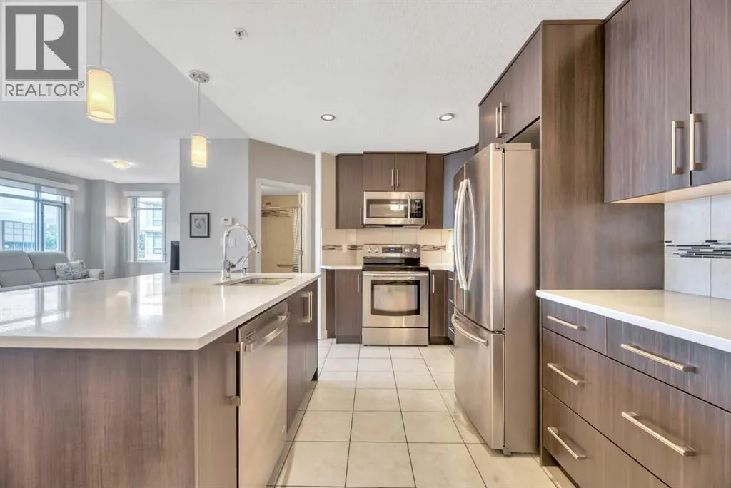410, 24 Varsity Estates Circle NW