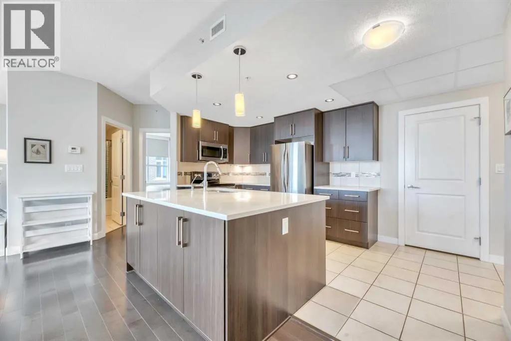 410, 24 Varsity Estates Circle NW