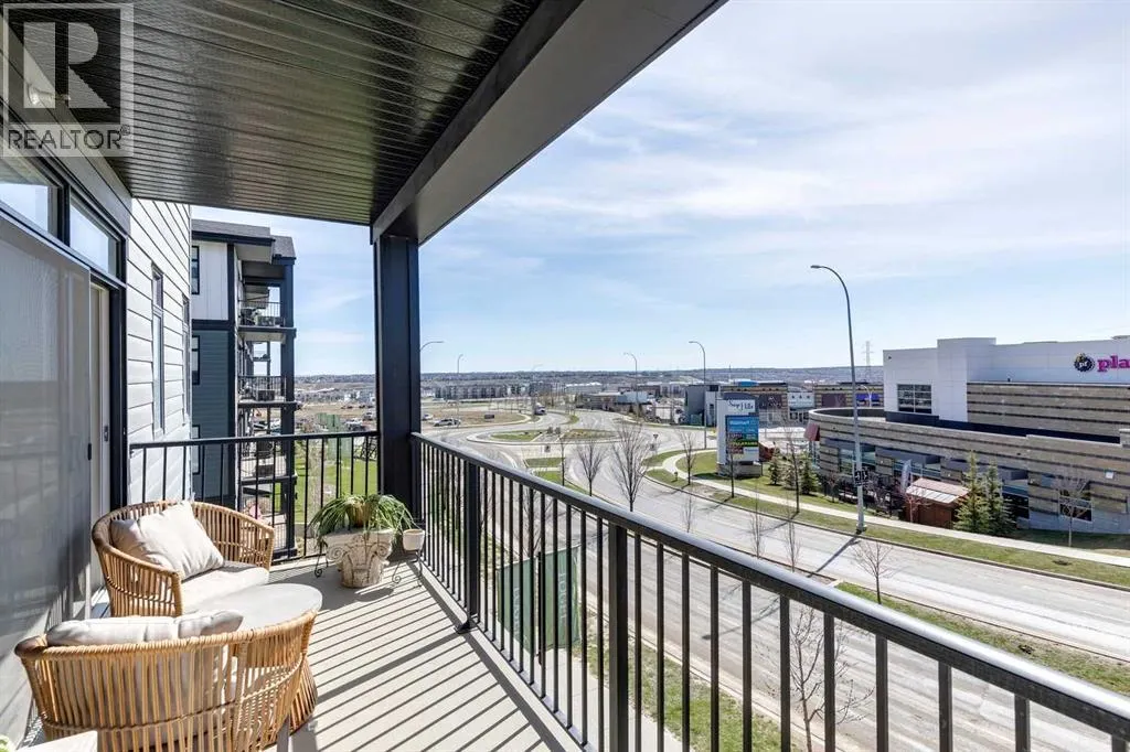 216, 10 Sage Hill Walk NW