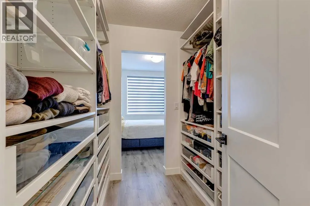 216, 10 Sage Hill Walk NW