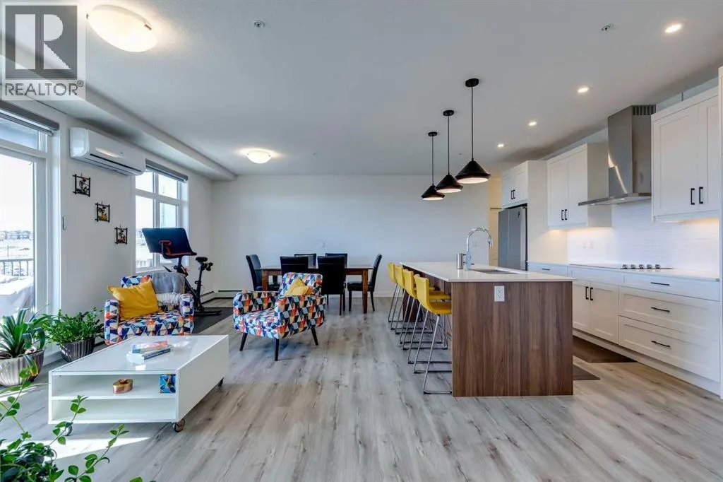 216, 10 Sage Hill Walk NW