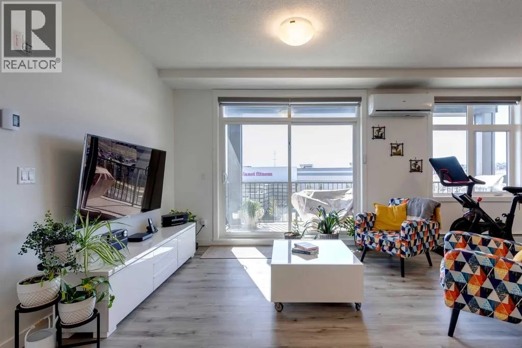 216, 10 Sage Hill Walk NW