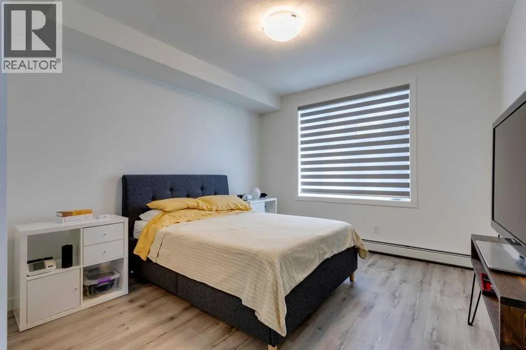 216, 10 Sage Hill Walk NW