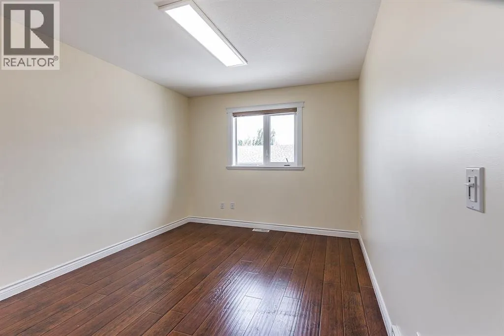 15 Vista Court SE