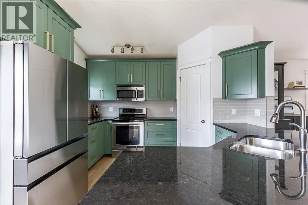 15 Vista Court SE