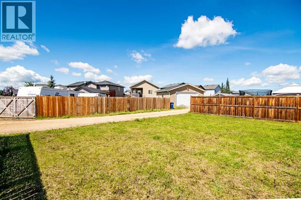 38 Woodbine Avenue NW