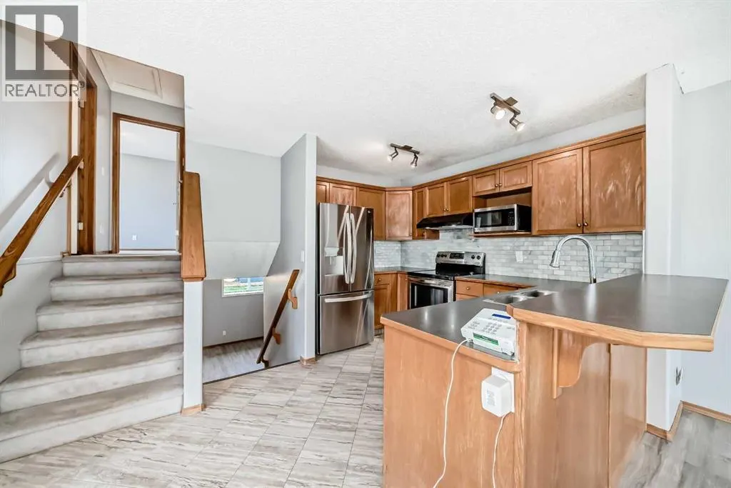 324 Taradale Drive NE