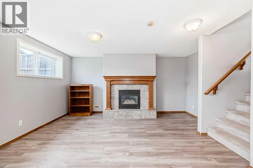 324 Taradale Drive NE