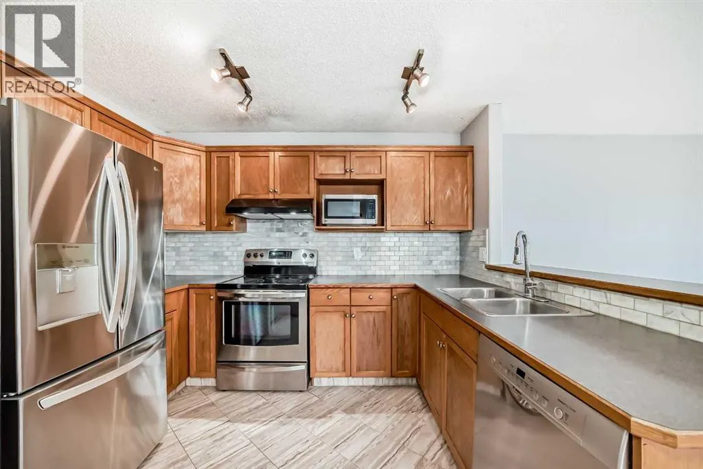 324 Taradale Drive NE