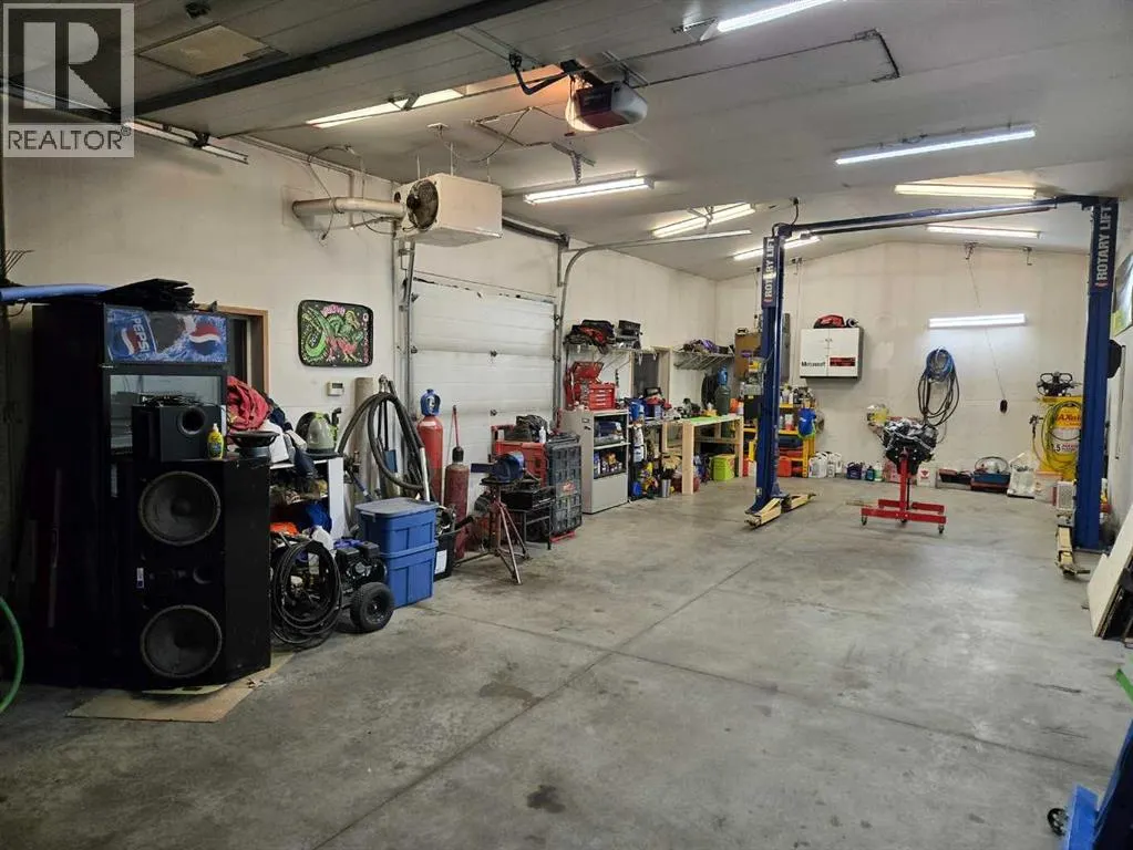 124 Abingdon Way NE