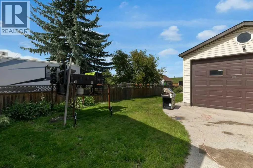 124 Abingdon Way NE