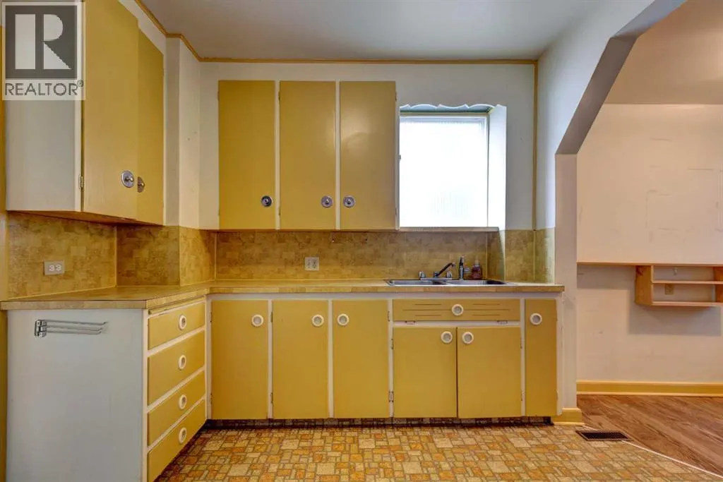 312 Superior Avenue SW