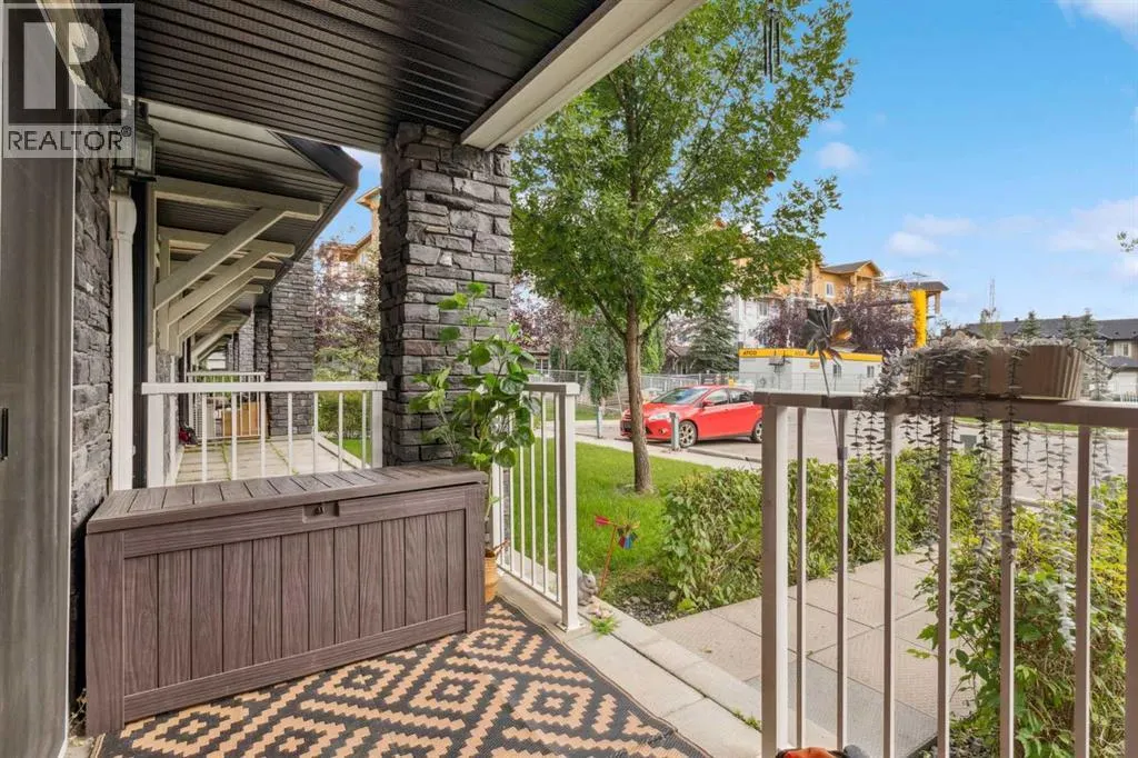 2121, 115 Prestwick Villas SE