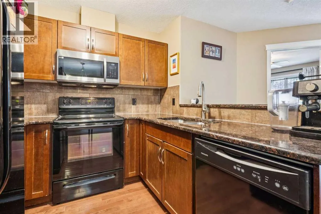 2121, 115 Prestwick Villas SE