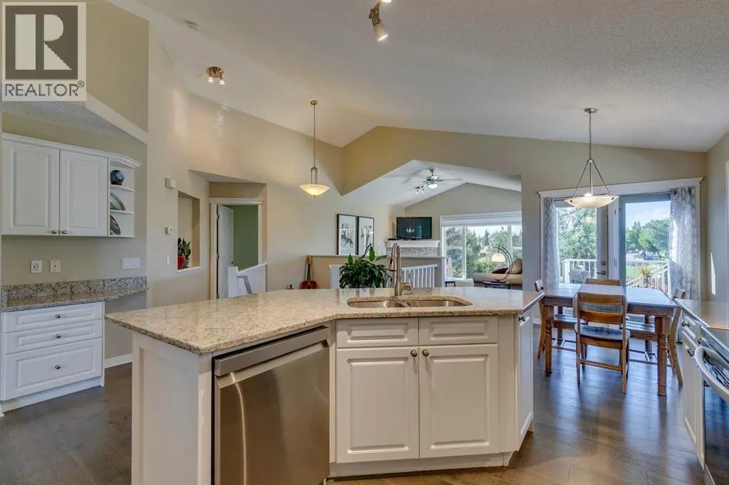 701 Cimarron Close