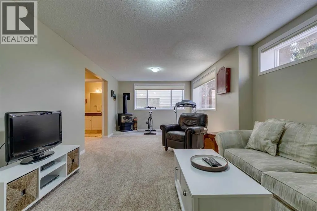701 Cimarron Close