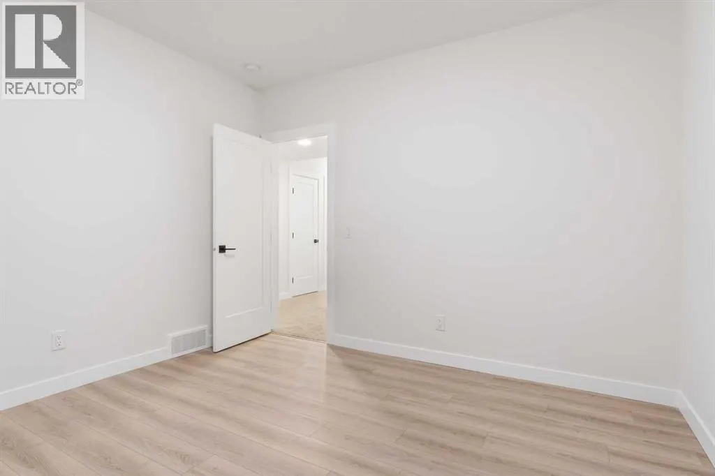 88, 297 Riviera Way