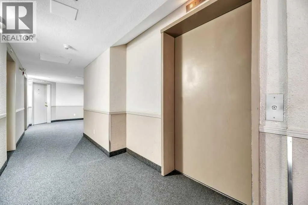 1313, 1000 Somervale Court SW