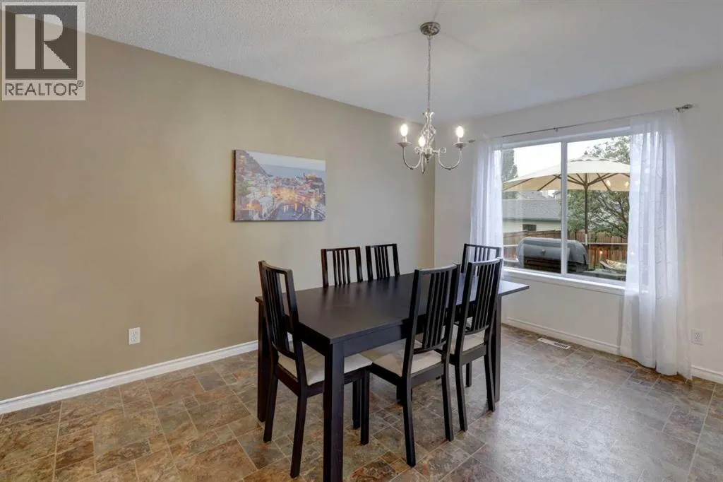 39 Tuscany Springs Place NW