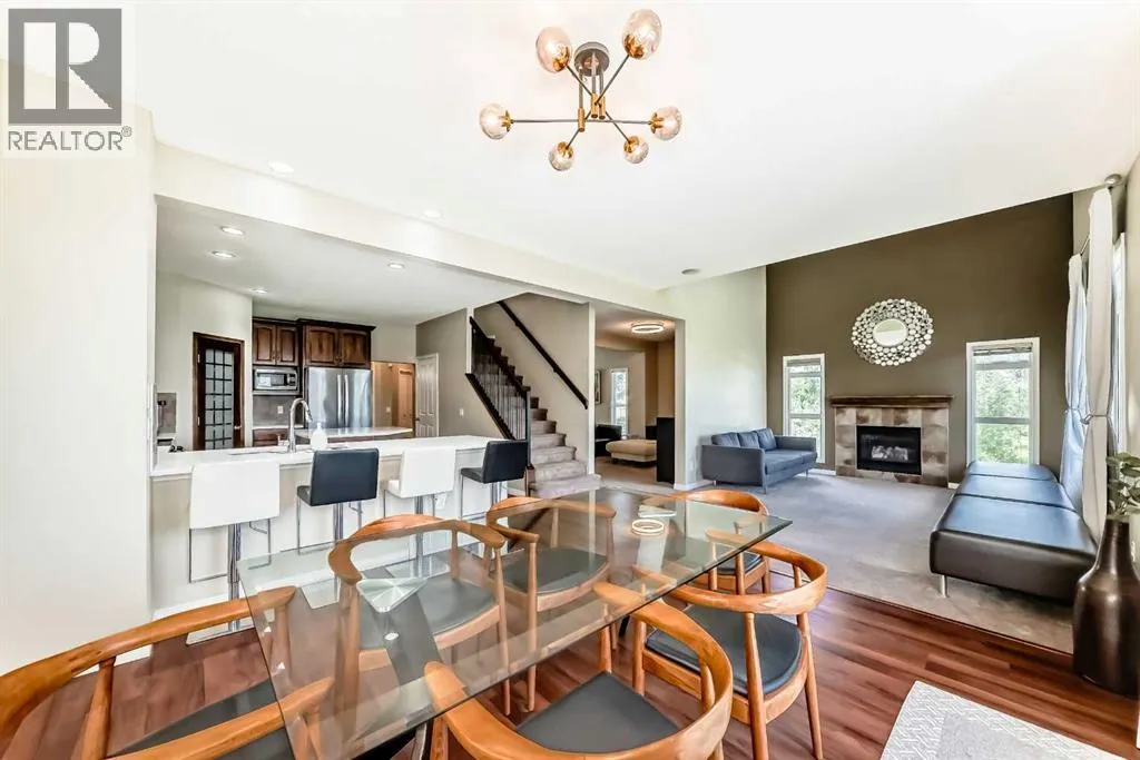 325 West Lakeview Drive