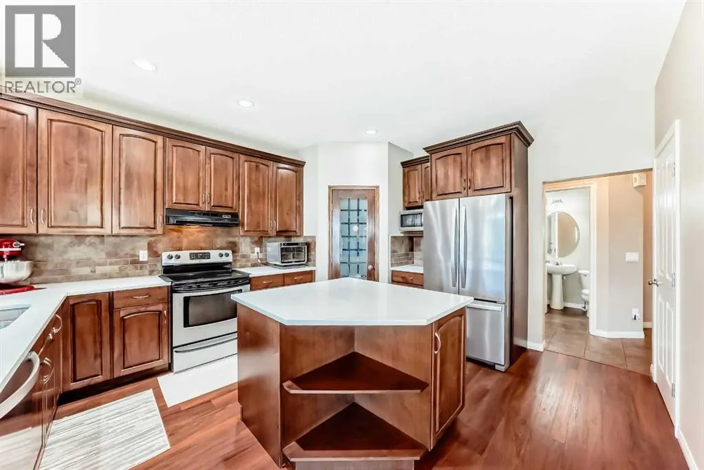 325 West Lakeview Drive