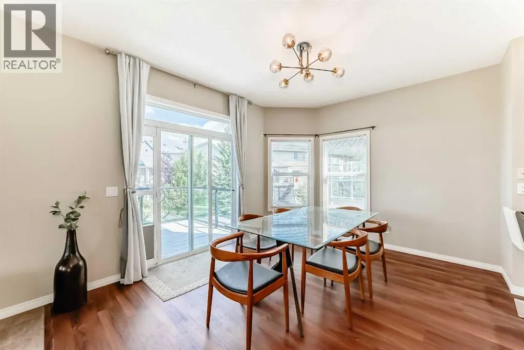 325 West Lakeview Drive