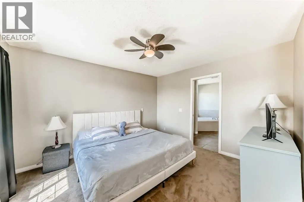 325 West Lakeview Drive