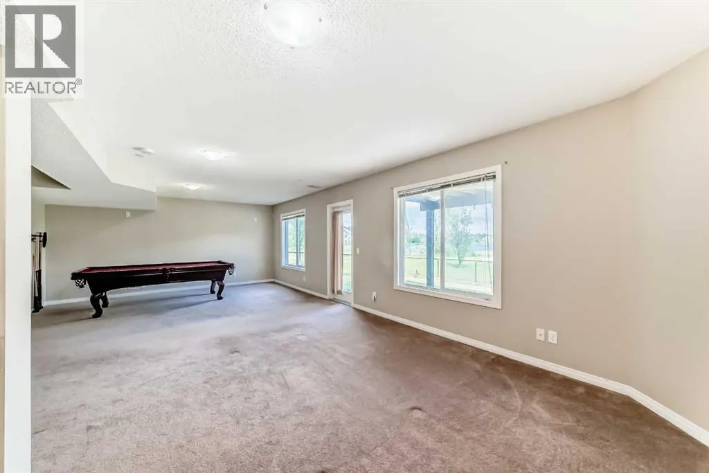 325 West Lakeview Drive