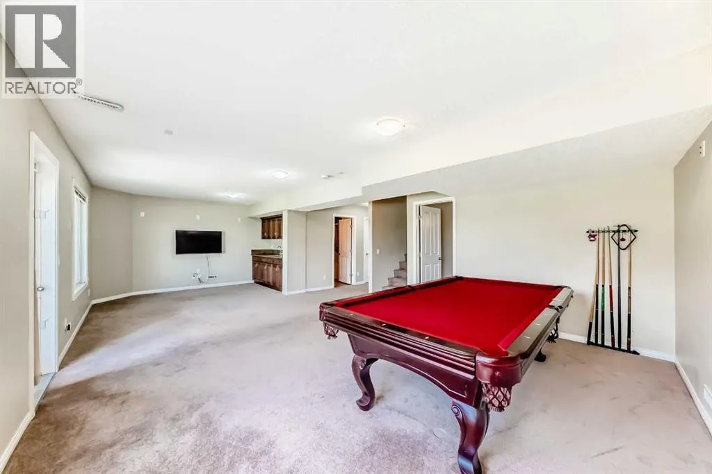 325 West Lakeview Drive