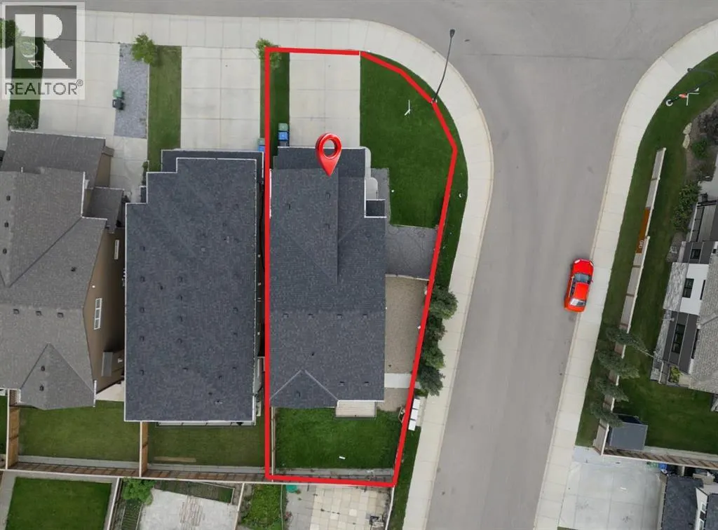 74 Carringvue Drive NW