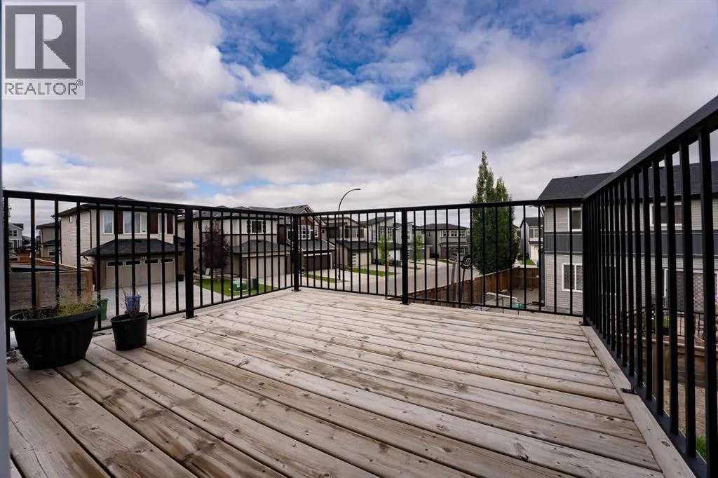 74 Carringvue Drive NW