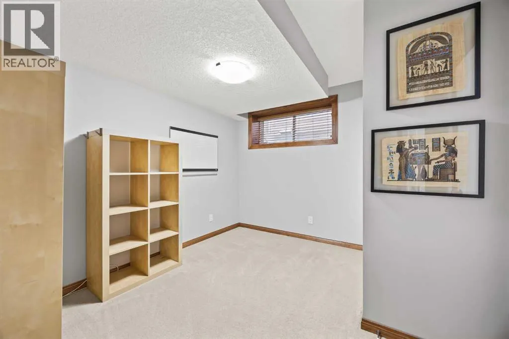 263 Everoak Drive SW