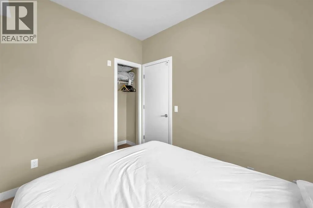 405, 16 Auburn Bay Link