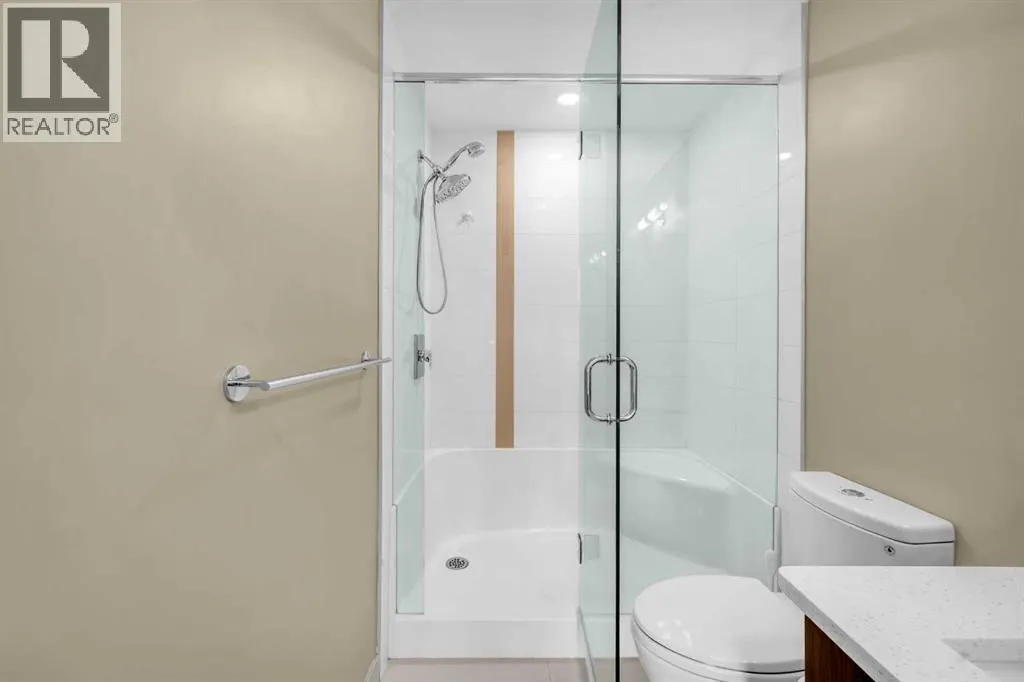 405, 16 Auburn Bay Link